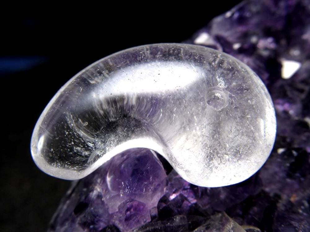 ガネーシュヒマール ヒマラヤ 水晶 勾玉 ビーズ