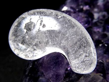 ガネーシュヒマール ヒマラヤ 水晶 勾玉 ビーズ