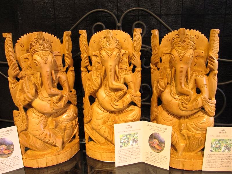 ☆【古より伝わる聖なる御神木 カダンバ彫刻品】☆希少限定