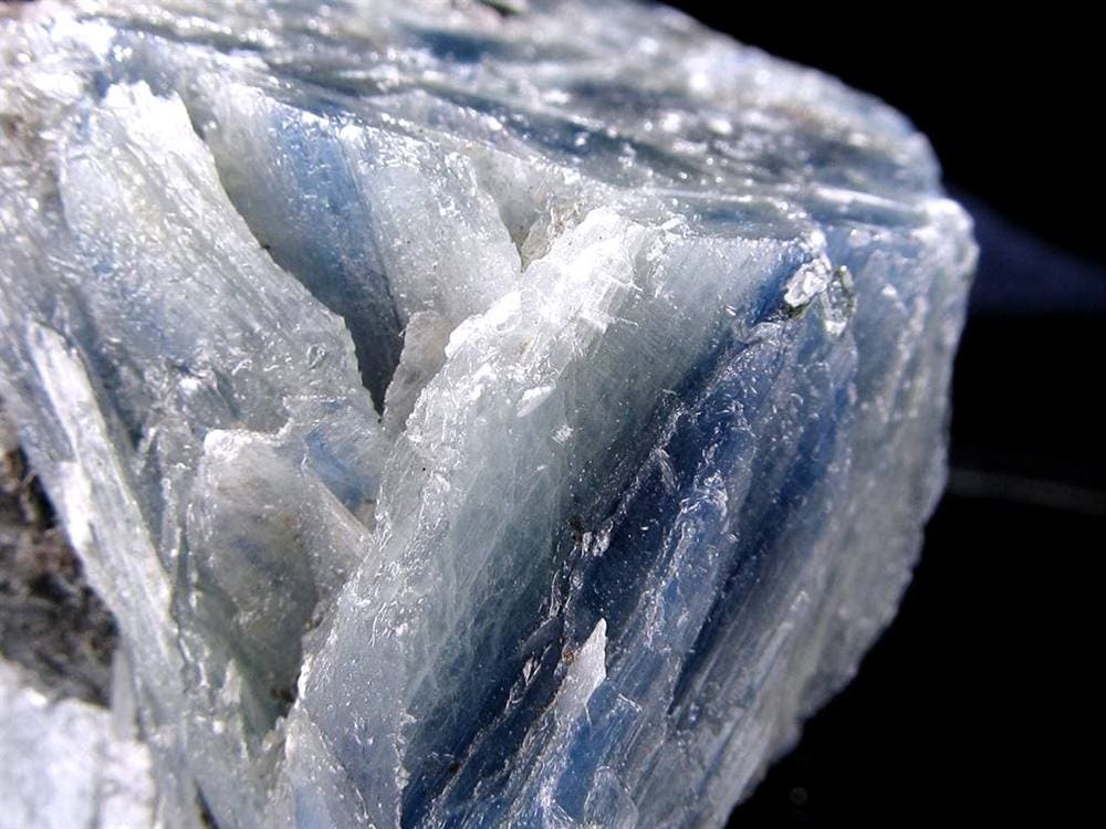 カイヤナイト 藍晶石 原石 結晶