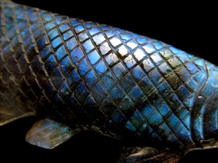 アロワナ 置物 ラブラドライト 龍魚 彫刻