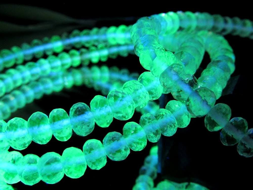 ハイアライトオパール ブレスレット グラスオパール ミステリアスストーン 玉滴石