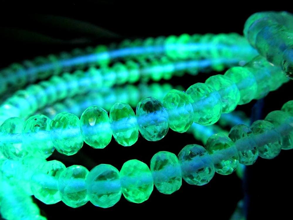 ハイアライトオパール ブレスレット グラスオパール ミステリアスストーン 玉滴石