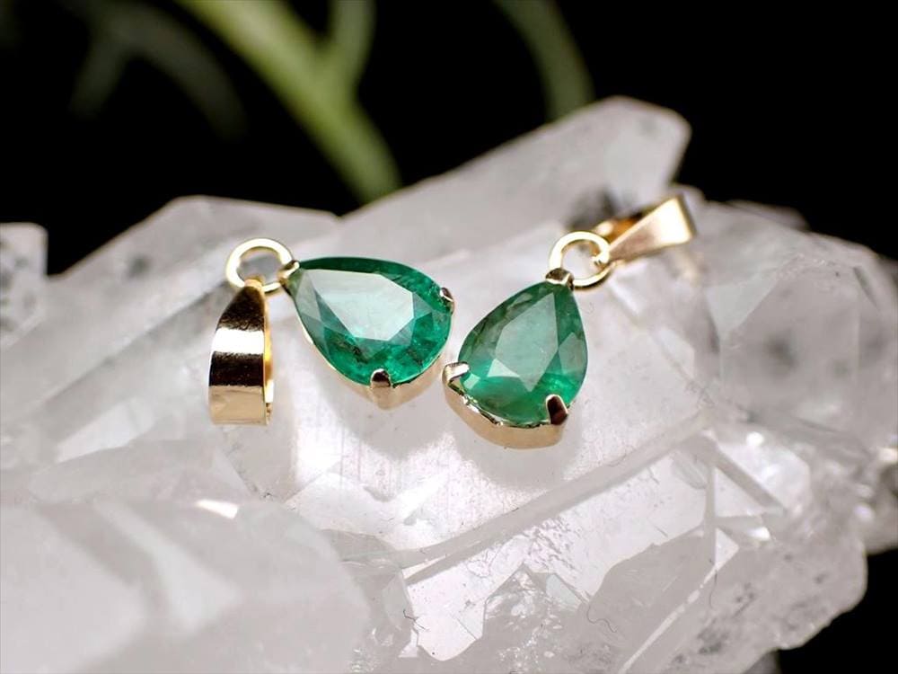 エメラルド 翠玉 18K 18金 ペンダントトップ