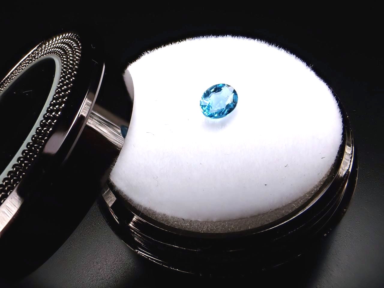 宝石　石 5f4d8145c2bab45aeef6322390ef6b