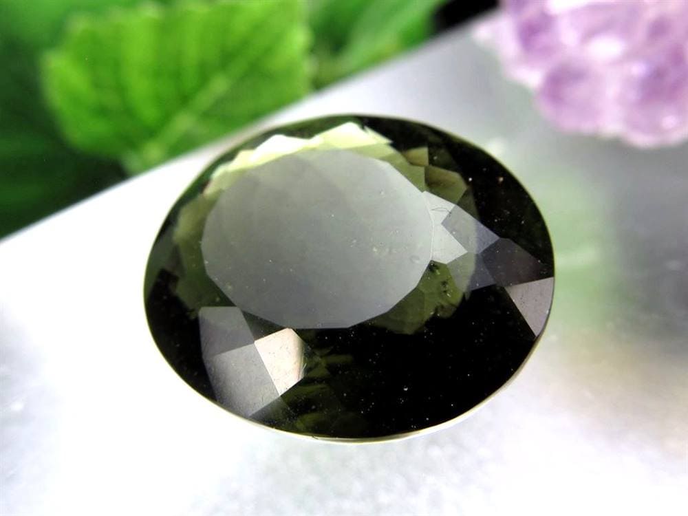 モルダバイト ルース モルダウ石 宝石 天然石