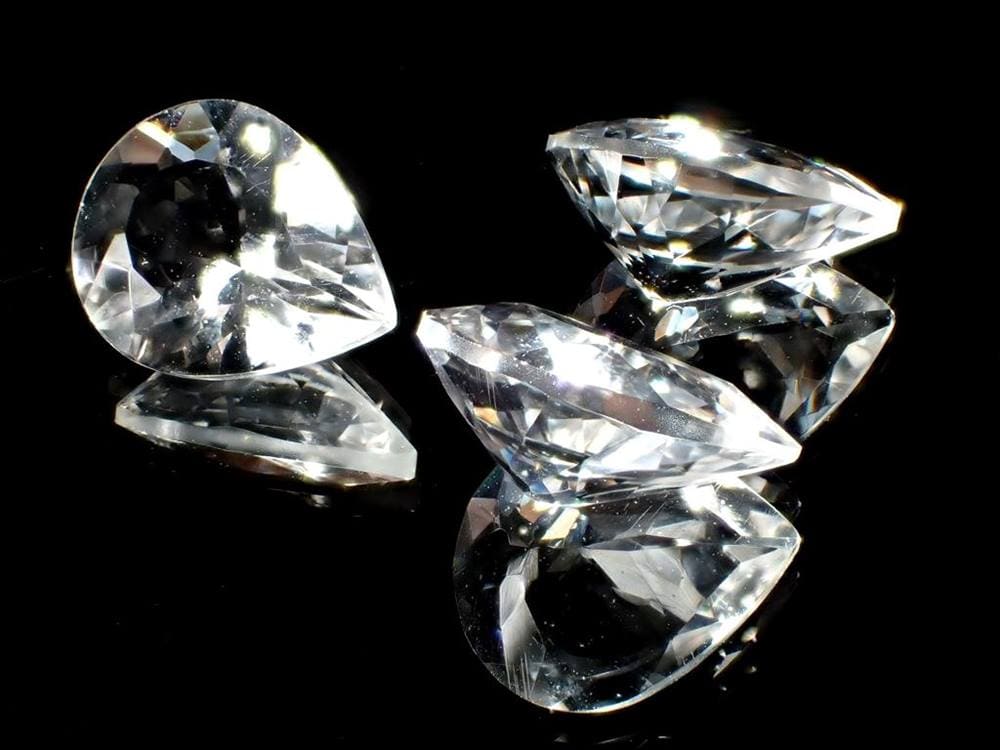 ペタライトルース