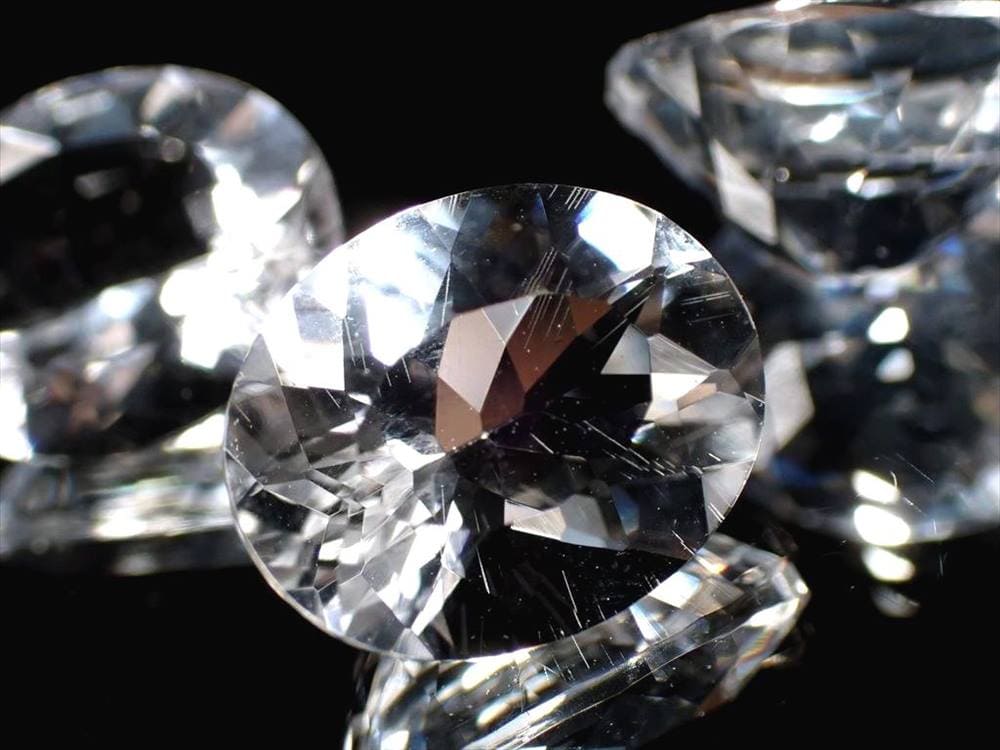 ペタライトルース