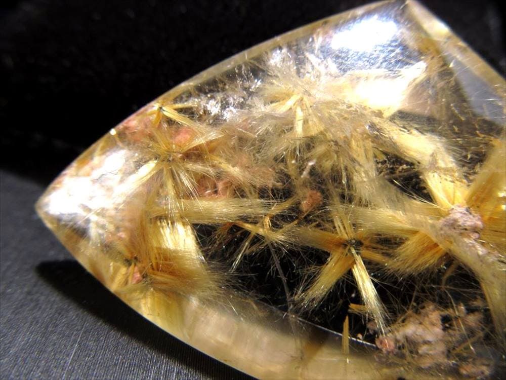 ゴールドルチルクォーツ タンブル 金針水晶 ブラジル産 金運