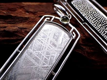 モルダバイト モルダウ石 モルダバイトの意味 モルダバイトの通販 本物モルダバイト