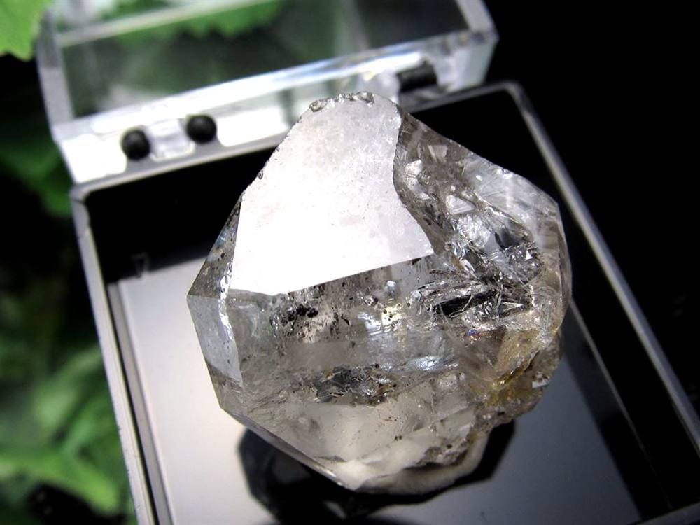 ハーキマーダイヤモンド ハーキマー水晶 結晶 ニューヨーク州ハーキマー地区産 ダイヤモンド