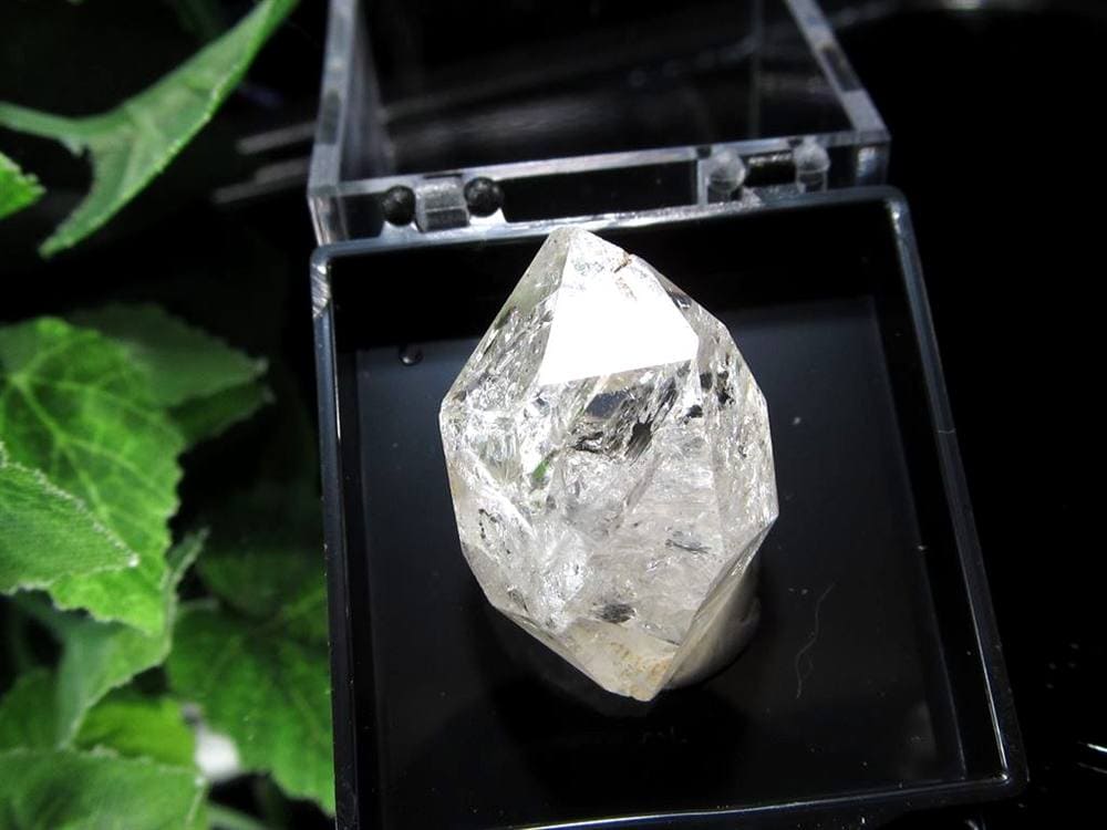 ハーキマーダイヤモンド ハーキマー水晶 結晶 ニューヨーク州ハーキマー地区産 ダイヤモンド