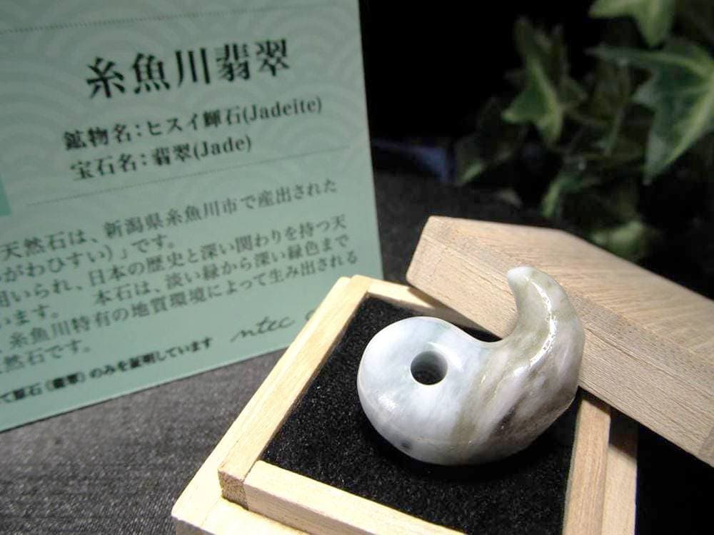 翡翠,ジェダイド,ジェイド,本翡翠,糸魚川