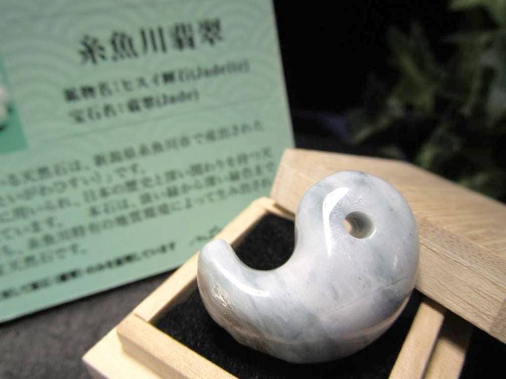 翡翠,ジェダイド,ジェイド,本翡翠,糸魚川