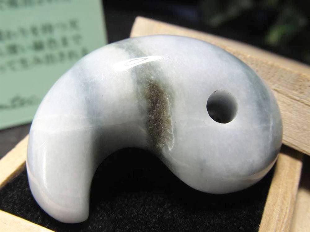 翡翠,ジェダイド,ジェイド,本翡翠,糸魚川