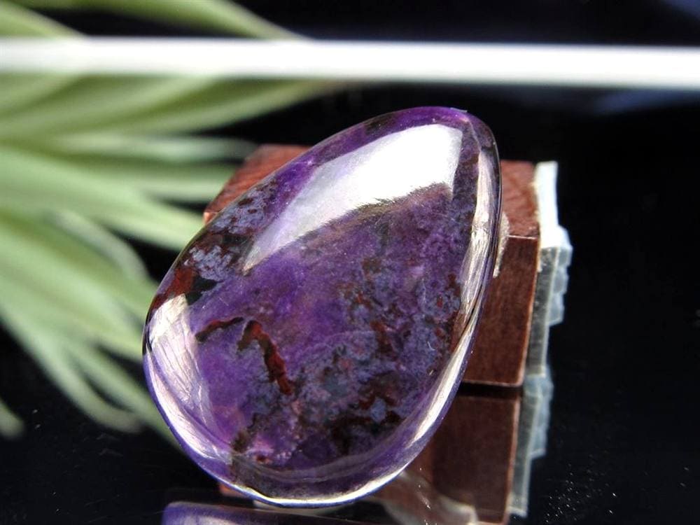 スギライト 杉石 カボション 世界三大ヒーリングストーン