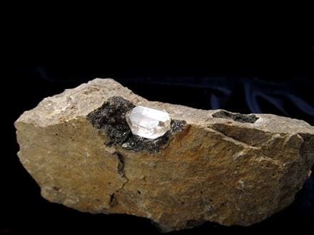 ハーキマーダイヤモンド ハーキマー水晶 母岩付き 原石 ハーキマー地区