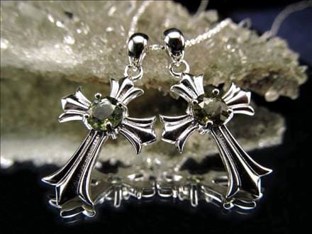 モルダバイト モルダウ石 モルダバイトの意味 モルダバイトの通販 本物モルダバイト