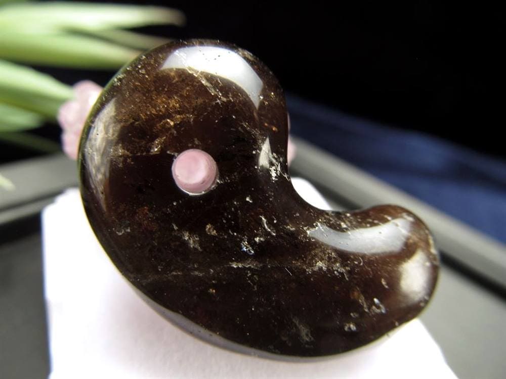 黒水晶 勾玉 黒平 モリオン 日本製