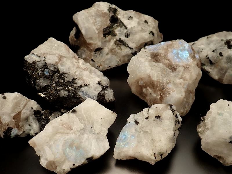 希少 ペグマタイト鉱物 シラー入りナチュラル原石 ムーンストーンペグマタイト原石 インド産