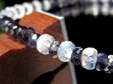 ムーンストーン 月長石 アイオライト コーディエライト 菫青石 6月の誕生石 3月の誕生石