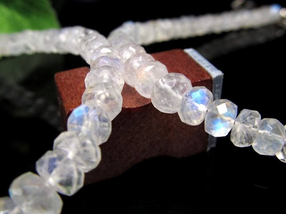 ムーンストーン 月長石 ブレスレット 天然石 6月の誕生石