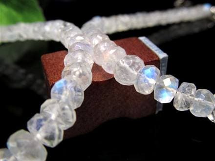 ムーンストーン 月長石 ブレスレット 天然石 6月の誕生石