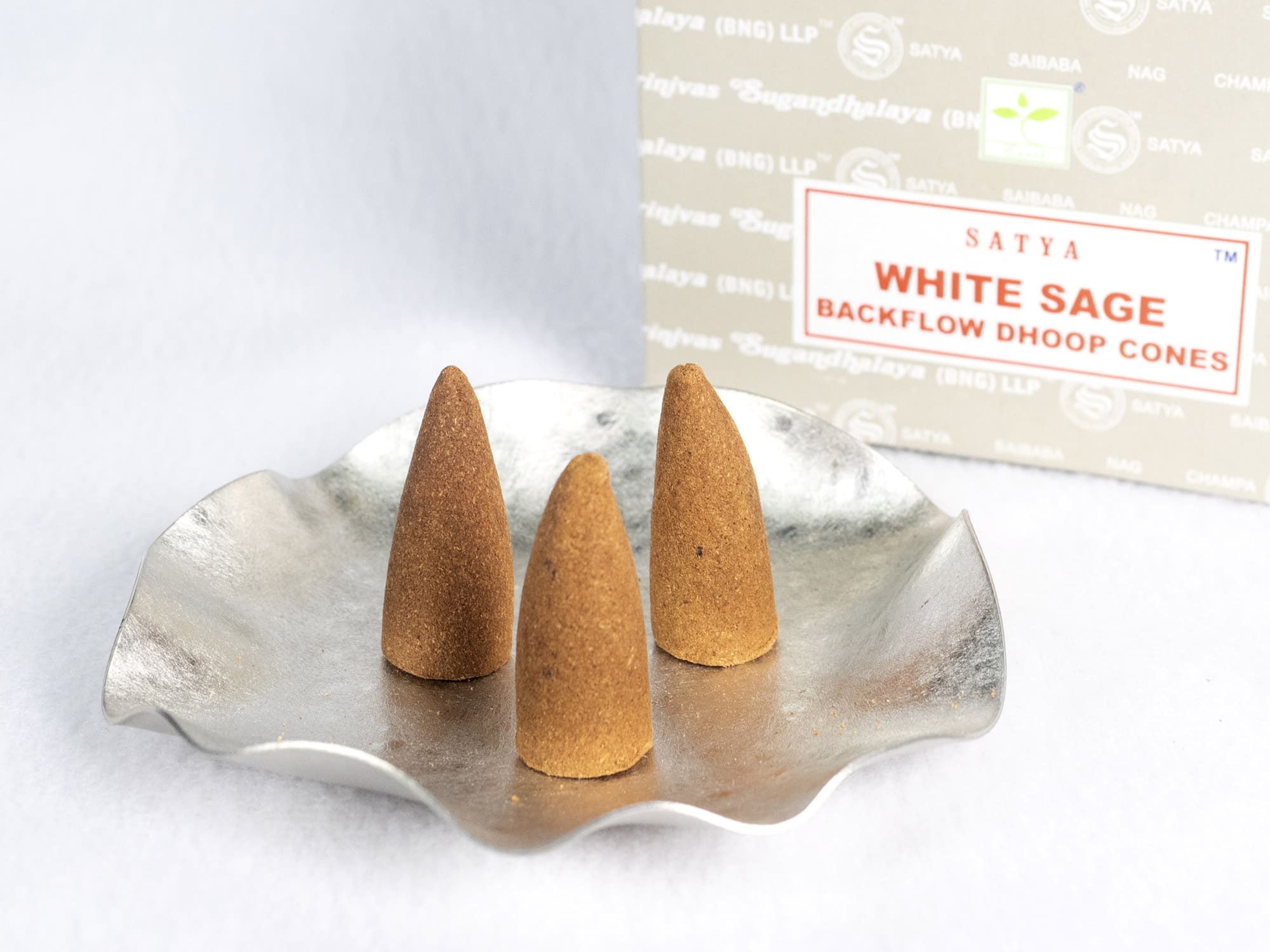 Satya サンダルウッド　コーン型のお香　dhoop cones