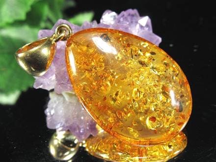 アンバー バルティックアンバー 琥珀 ペンダントトップ