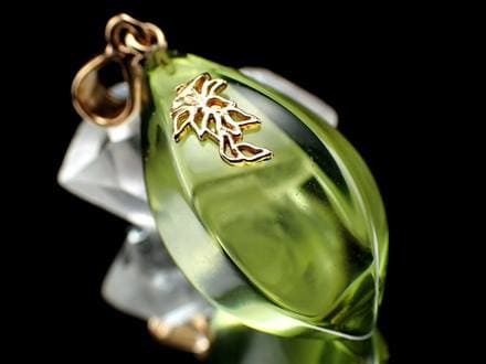 アンバー 琥珀 ペンダントトップ リトアニアアンバー バルト海産