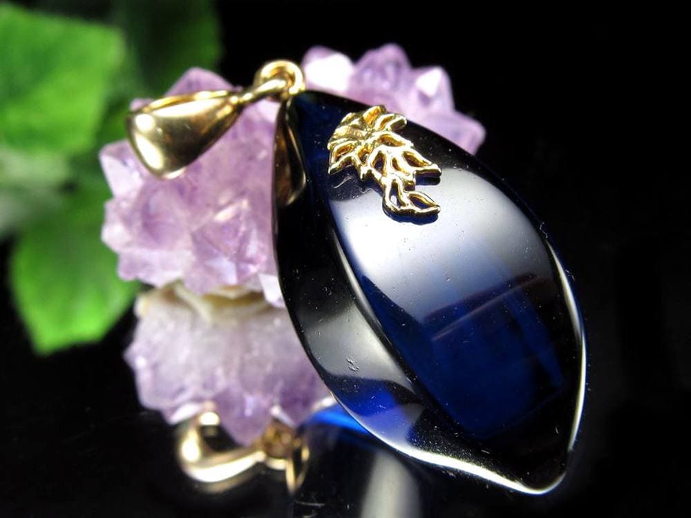 アンバー 琥珀 ペンダントトップ リトアニアアンバー バルト海産