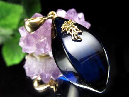 アンバー 琥珀 ペンダントトップ リトアニアアンバー バルト海産