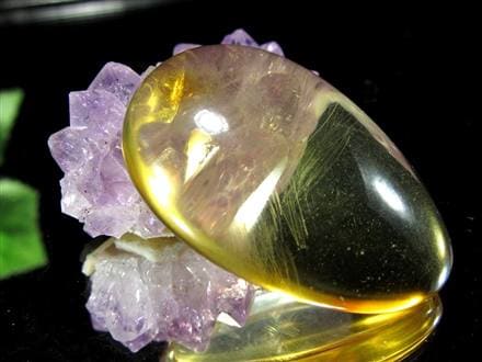 アンバー 琥珀 バルト海産 コハク カボション