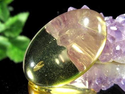 アンバー 琥珀 バルト海産 コハク カボション