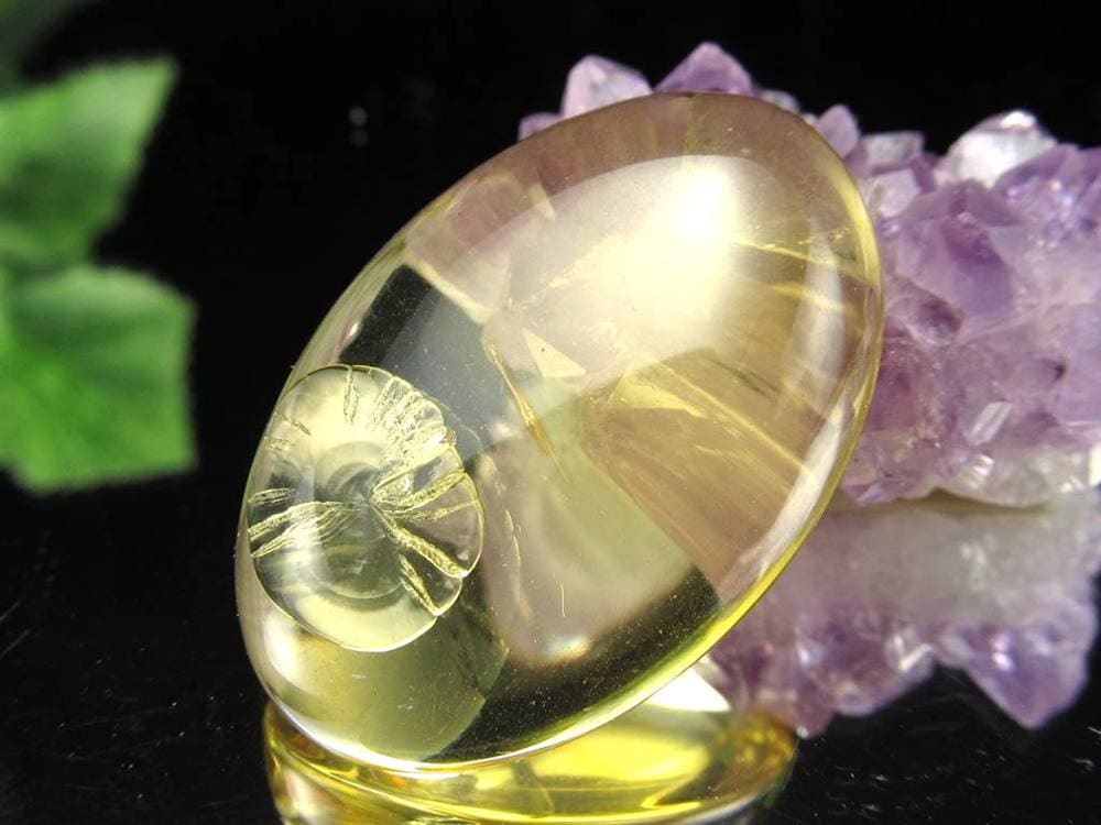 アンバー 琥珀 バルト海産 コハク カボション