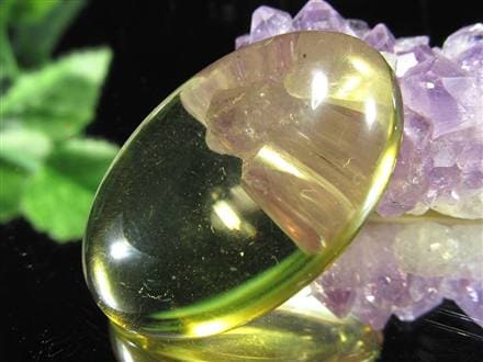 アンバー 琥珀 バルト海産 コハク カボション