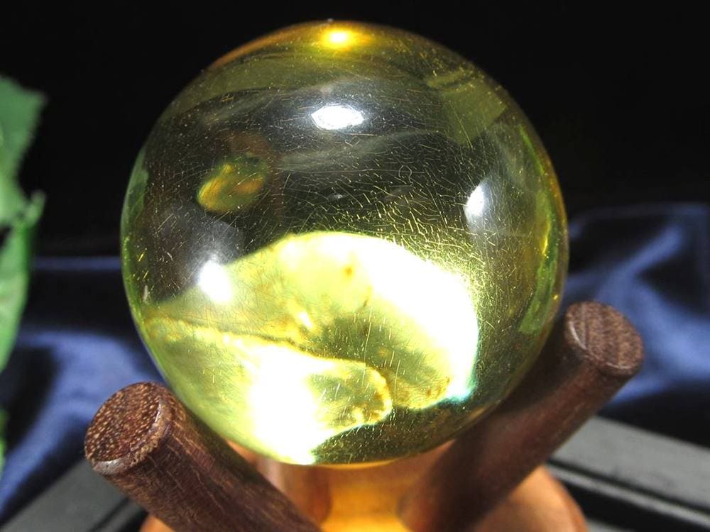 アンバー 琥珀 スフィア バルト海産 バルティックアンバー