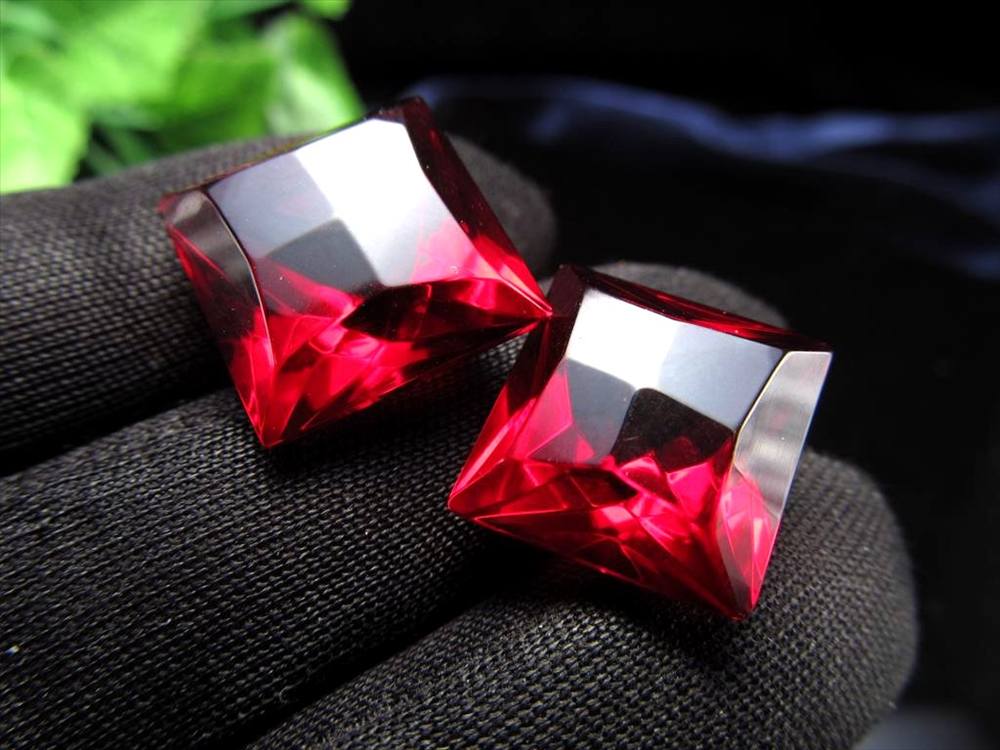 アンバー 琥珀 バルト海産 コハク カボション