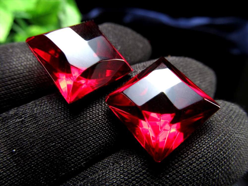 アンバー 琥珀 バルト海産 コハク カボション