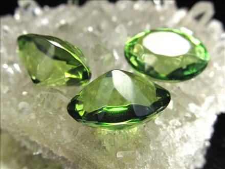 アンバー 琥珀 バルト海産 コハク カボション