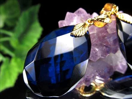 アンバー 琥珀 ペンダントトップ リトアニアアンバー バルト海産