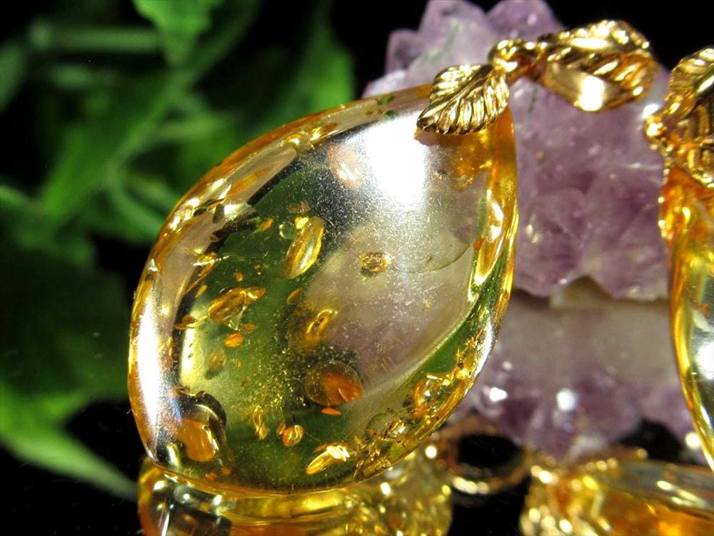 アンバー 琥珀 ペンダントトップ リトアニアアンバー バルト海産