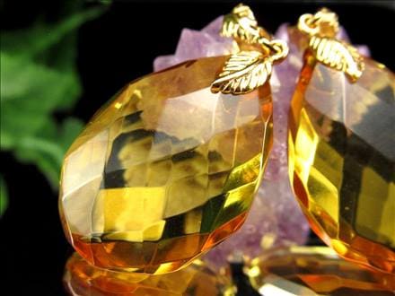 アンバー 琥珀 ペンダントトップ リトアニアアンバー バルト海産