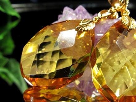 アンバー 琥珀 ペンダントトップ リトアニアアンバー バルト海産