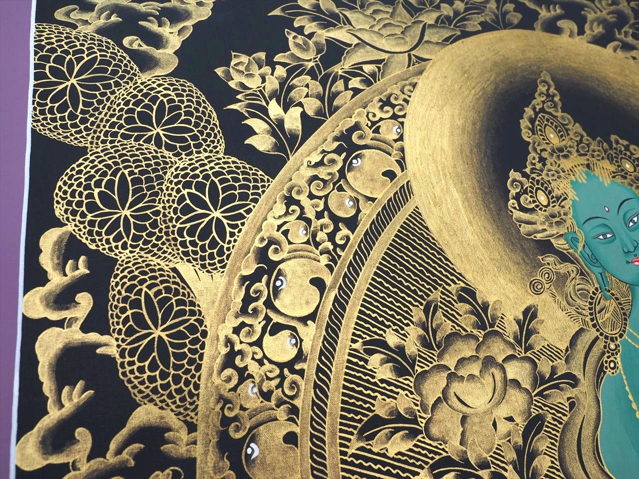 タンカ 仏画 肉筆 仏教美術 チベット マンダラ 約75㎝×約58㎝ 美品。 タンカ 仏画 肉筆 仏教美術 チベット マンダラ 約75㎝×約58㎝ 美品。