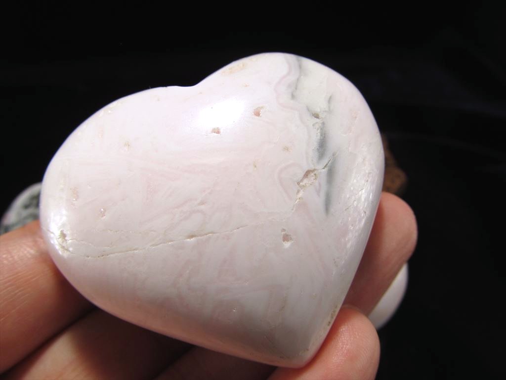 ☆淡いミルキーピンク☆定番人気のハート型タンブル☆妖艶なピンク発光