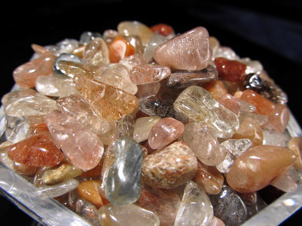 ◇お得！◇大人気！数種の針入り水晶サザレ◇全ての願望を叶える福禄寿