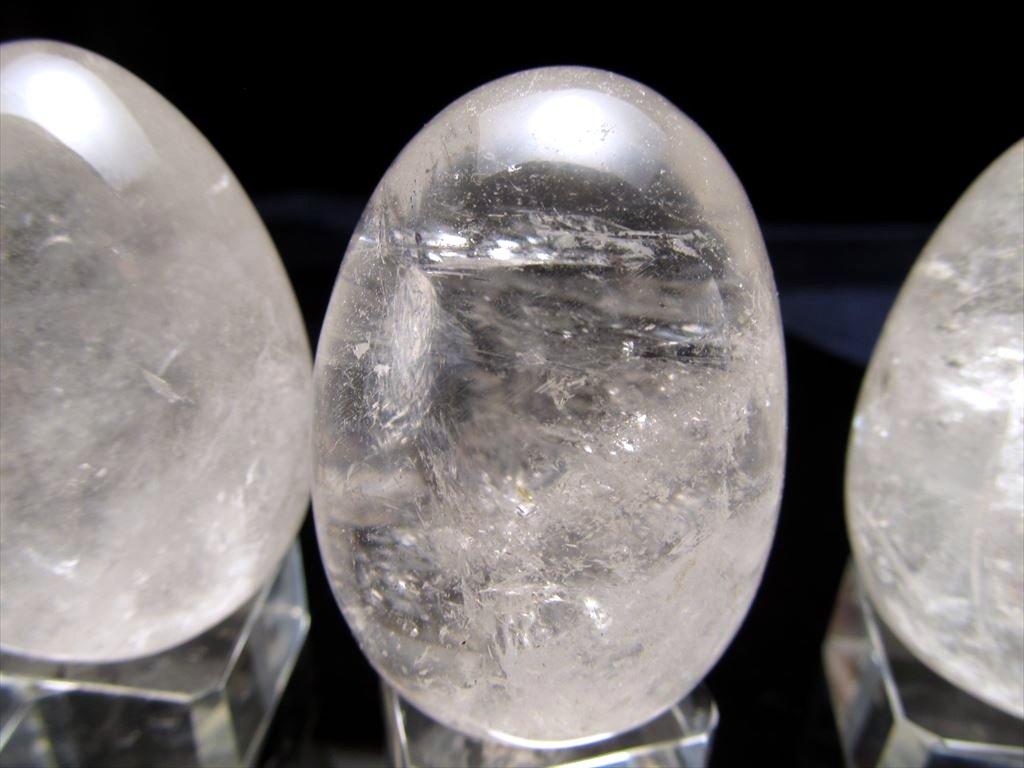 ☆【エッグ型】限定入荷！☆コロンと可愛い卵型☆エッグ型置物☆