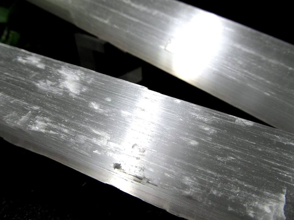 セレナイト 聖母マリアのガラス 透石膏 ジプサム キャッツアイ効果