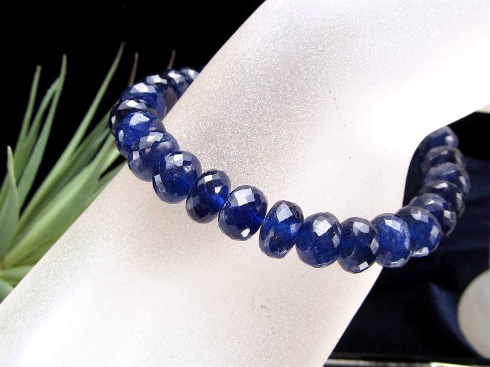 サファイア ブレスレット コランダム ボタンカット 9月の誕生石